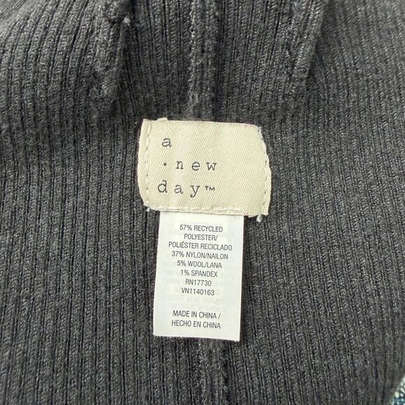 A New Day Black Ribbed Knit Lightweight Beanie Women’s One Size - Picture 4 of 7